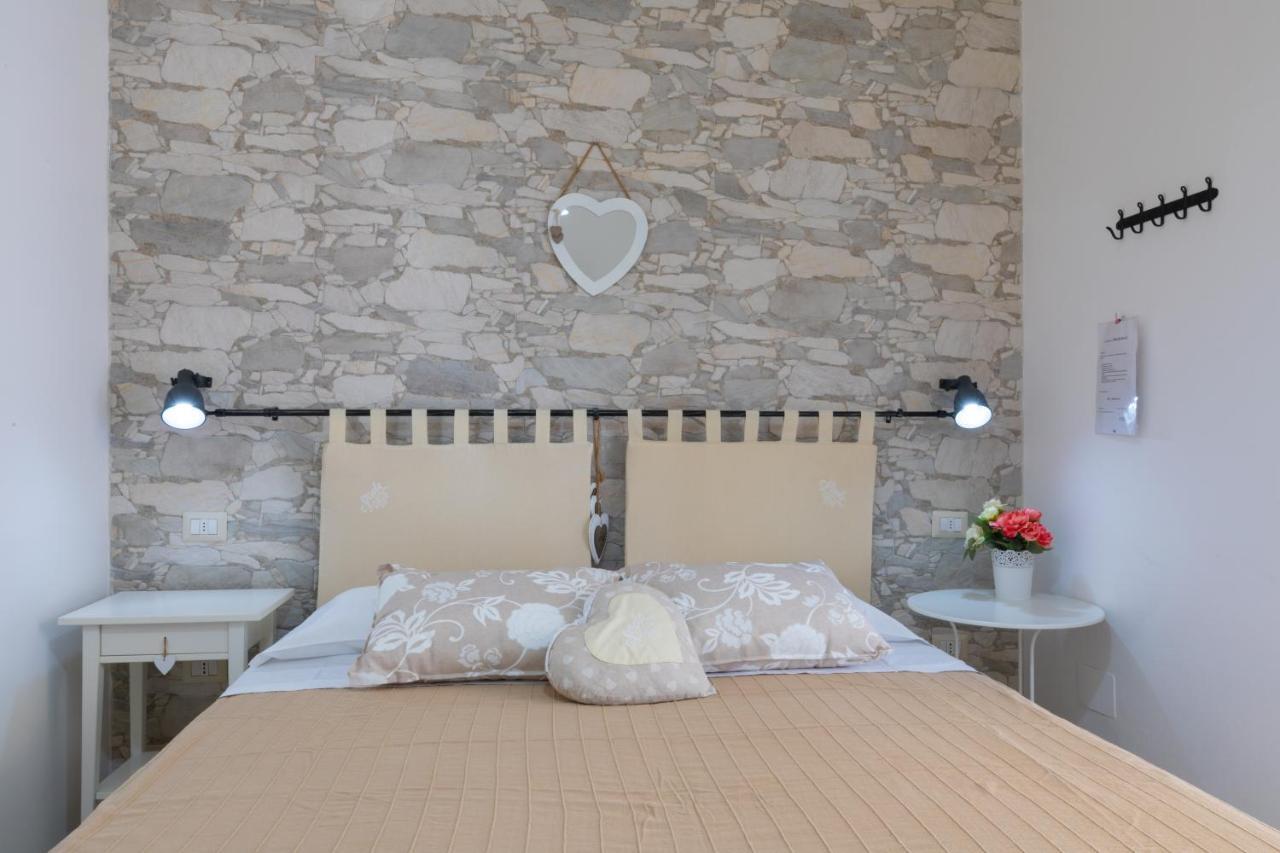 B&B L'Isola Che Non C'E 托雷圣乔万尼乌 外观 照片
