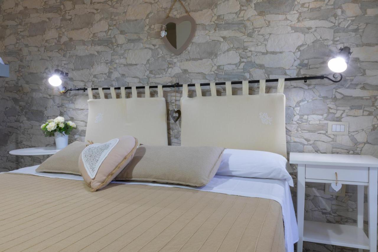 B&B L'Isola Che Non C'E 托雷圣乔万尼乌 外观 照片