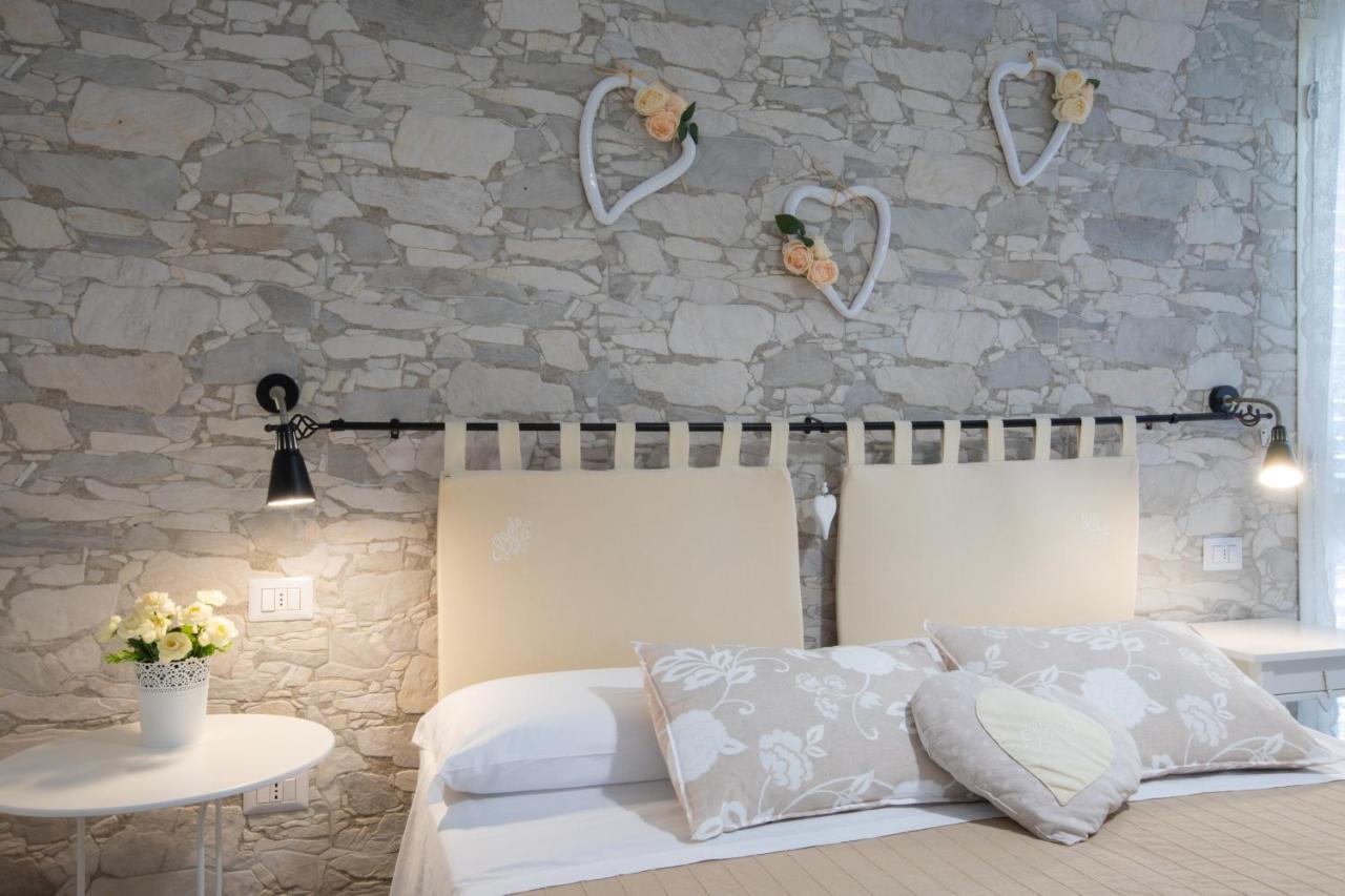 B&B L'Isola Che Non C'E 托雷圣乔万尼乌 外观 照片